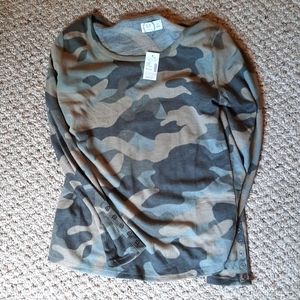3/$10 lightweight camouflage long sleeve top